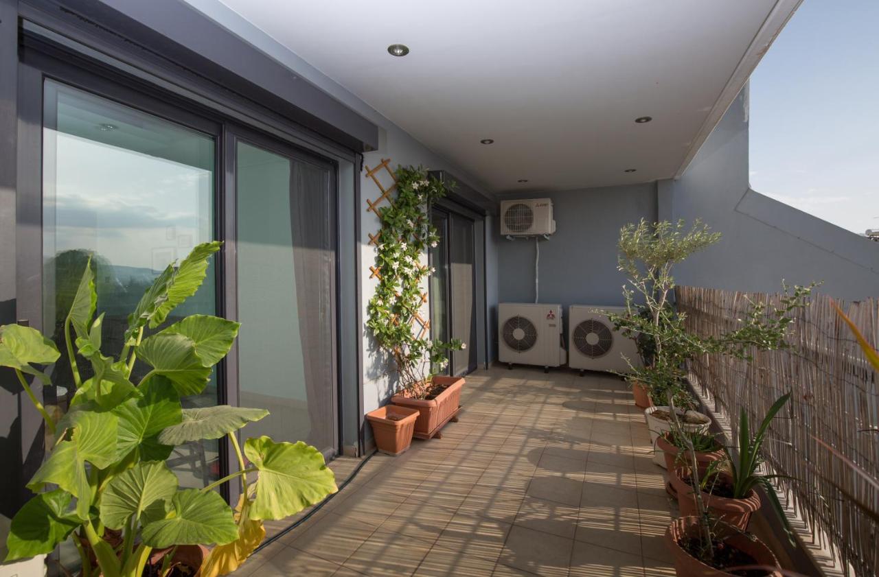 Spacious Modern Apartments With Great Rooftop View Афіни Екстер'єр фото