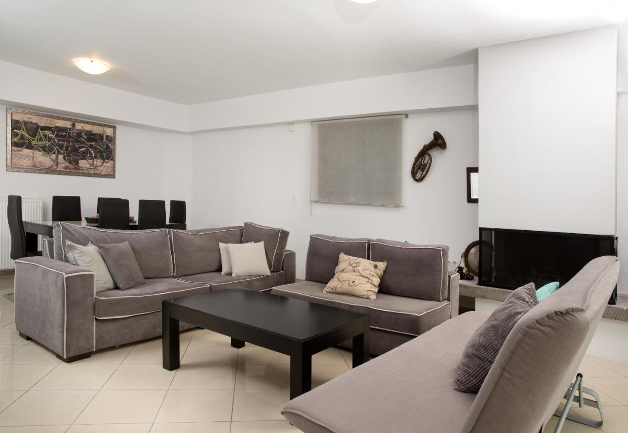 Spacious Modern Apartments With Great Rooftop View Афіни Екстер'єр фото