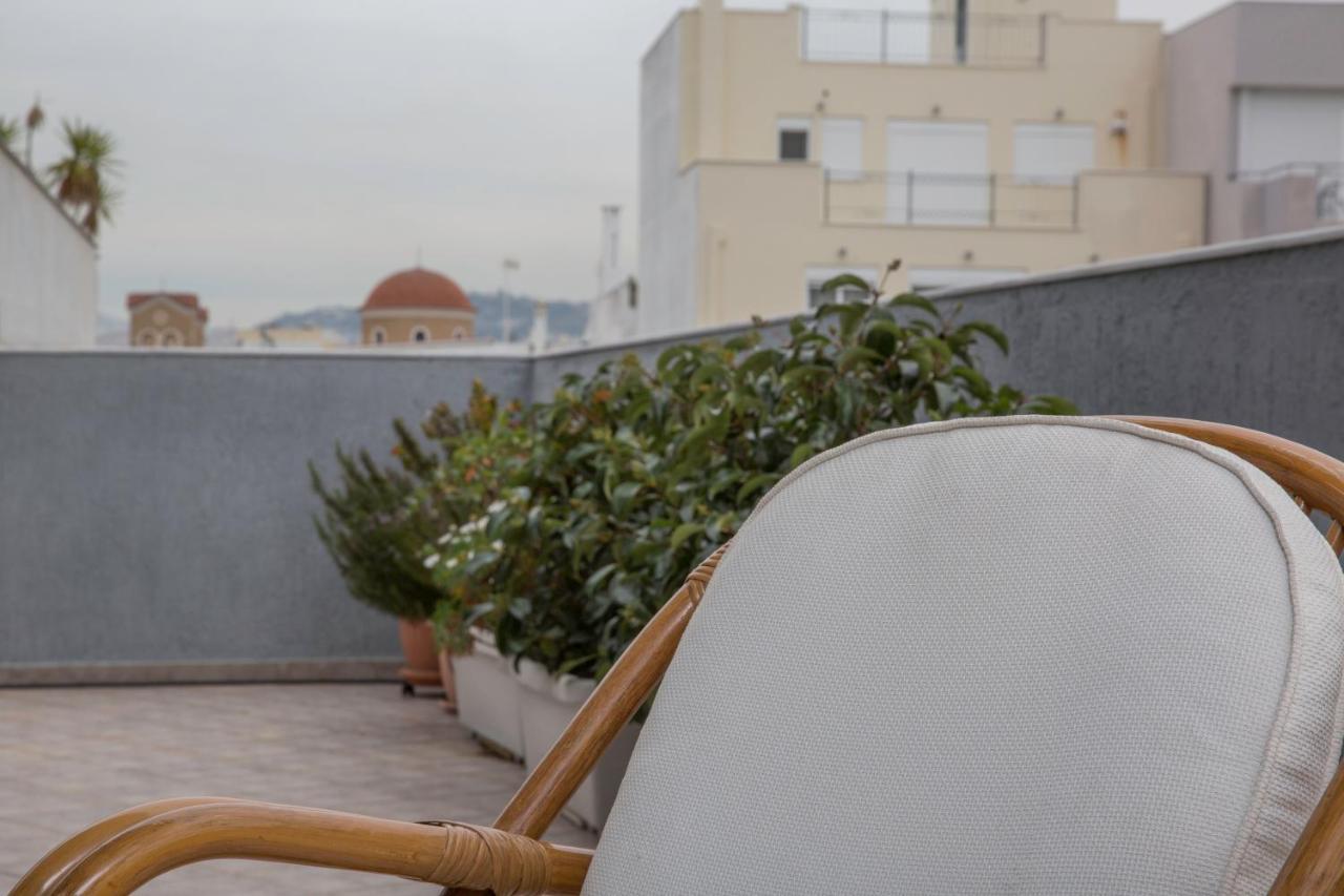 Spacious Modern Apartments With Great Rooftop View Афіни Екстер'єр фото
