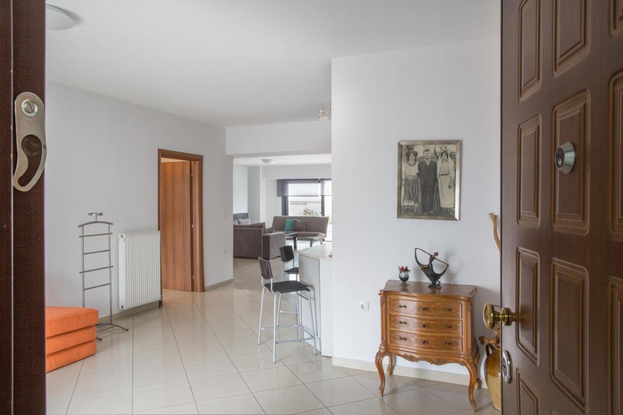 Spacious Modern Apartments With Great Rooftop View Афіни Екстер'єр фото