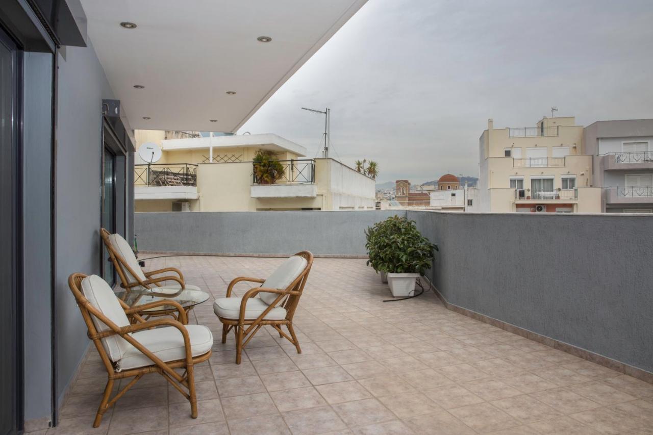 Spacious Modern Apartments With Great Rooftop View Афіни Екстер'єр фото