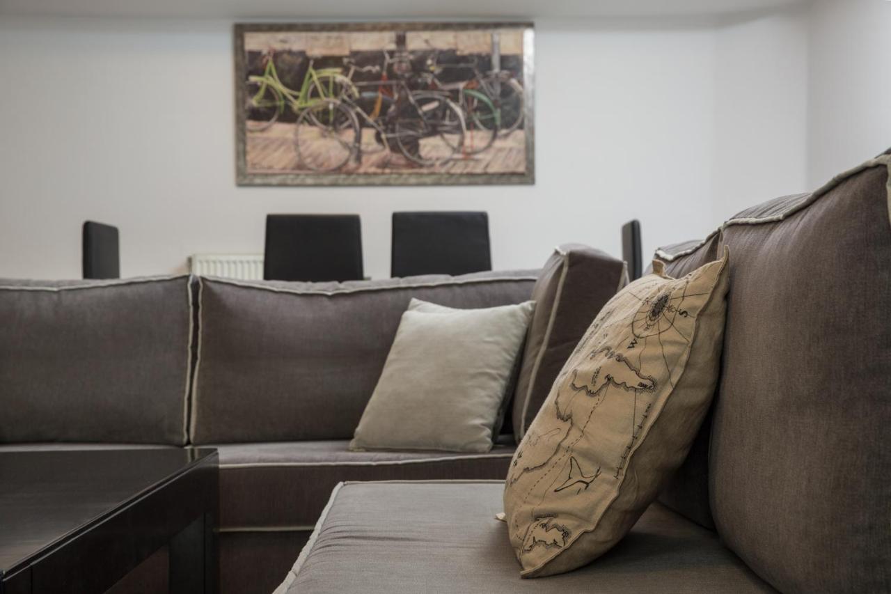 Spacious Modern Apartments With Great Rooftop View Афіни Екстер'єр фото