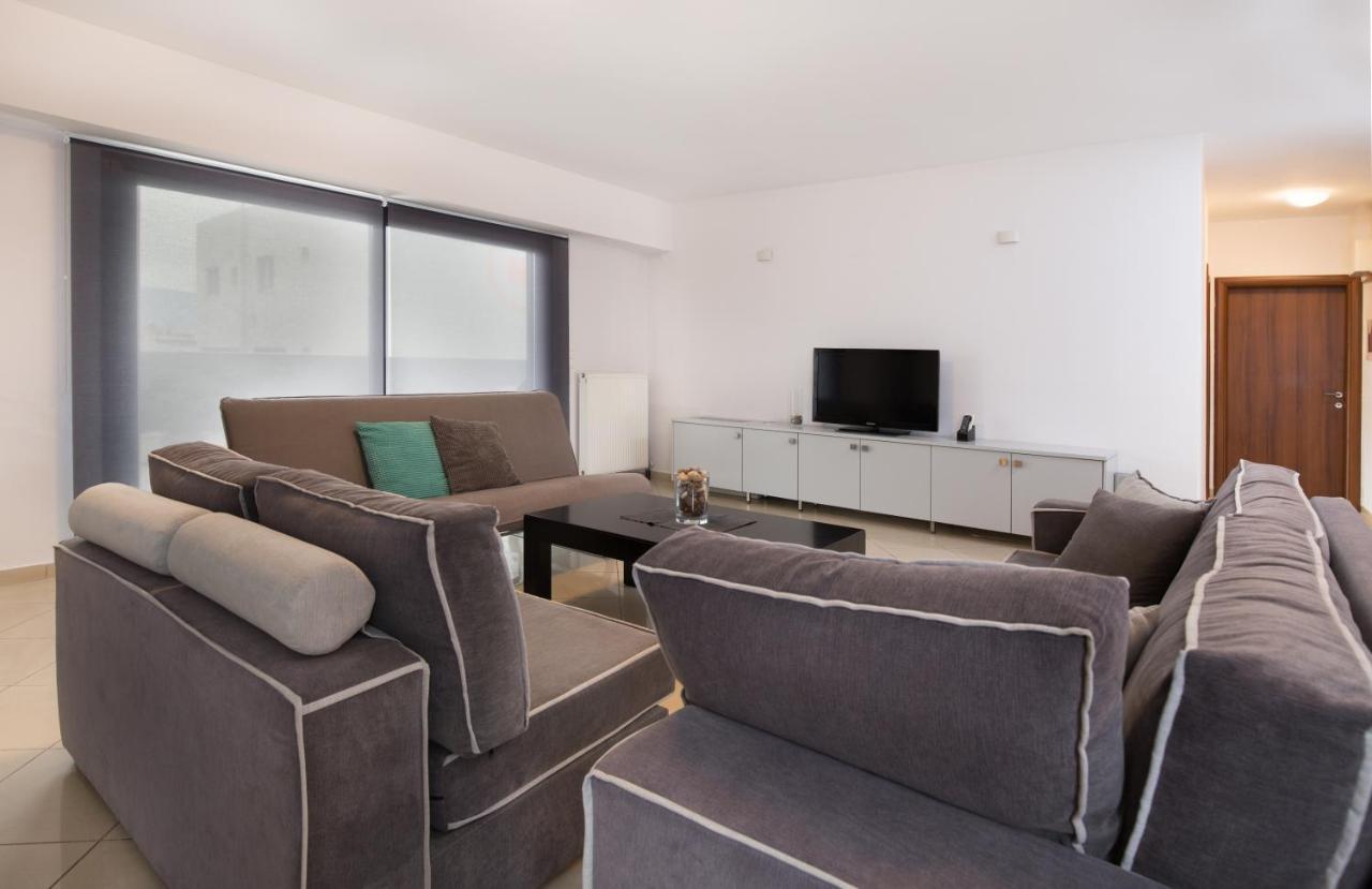 Spacious Modern Apartments With Great Rooftop View Афіни Екстер'єр фото